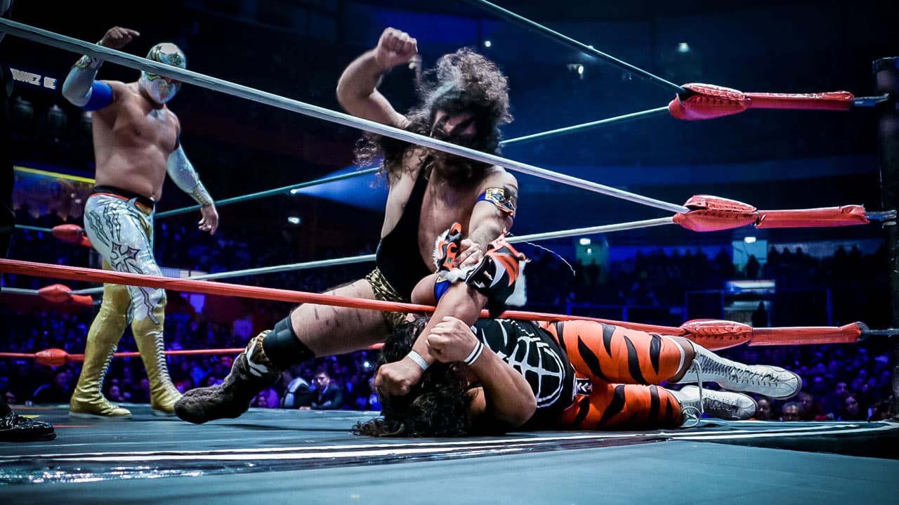 La Arena México se rinde a los pies de Mister Niebla