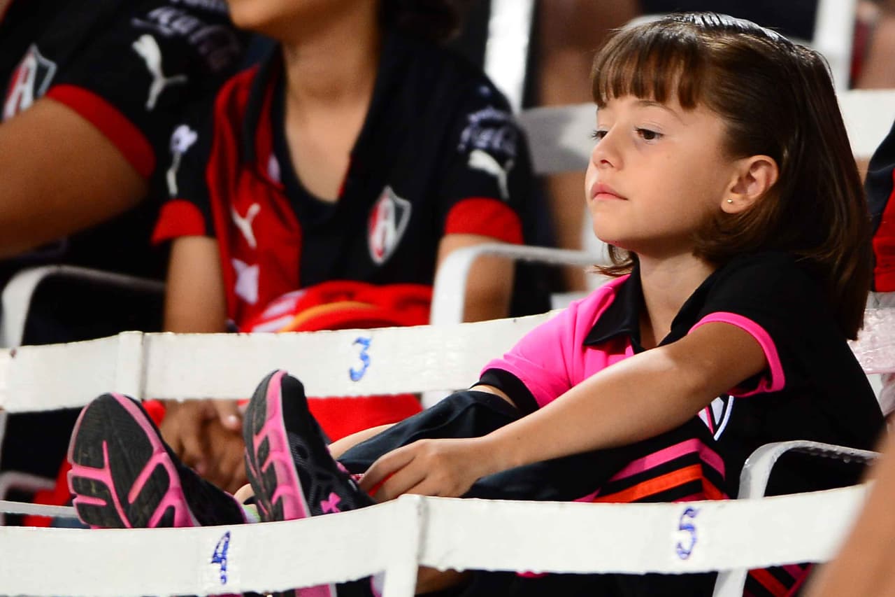 El colorido de la afición en la Jornada 10