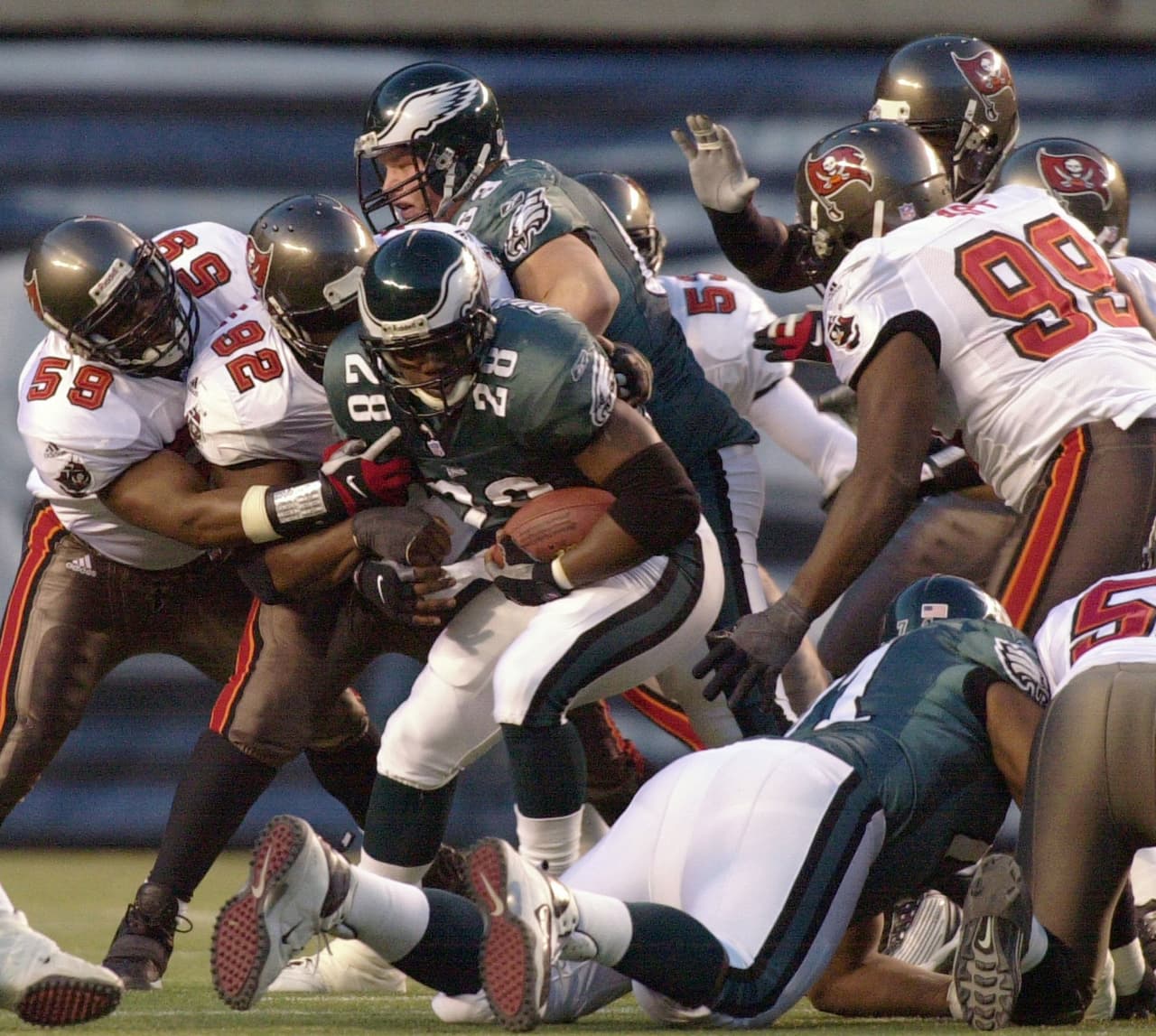 2002 Defensiva número 1 NFL - TAMPA BAY BUCCANEERS. Campeón del Super Bowl XXXVII sobre los Oakland Raiders.