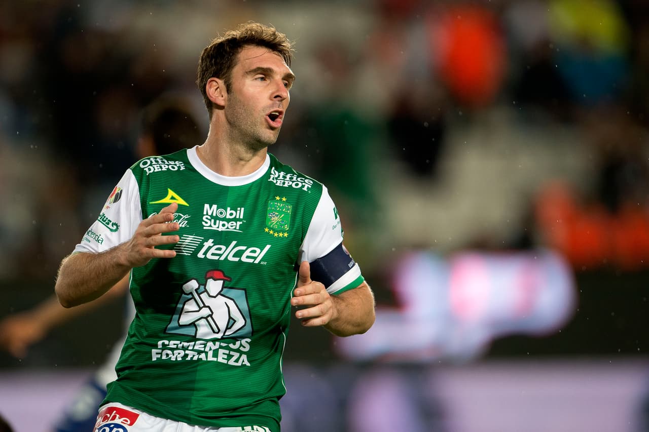 8. Mauro Boselli (León) - 5 goles