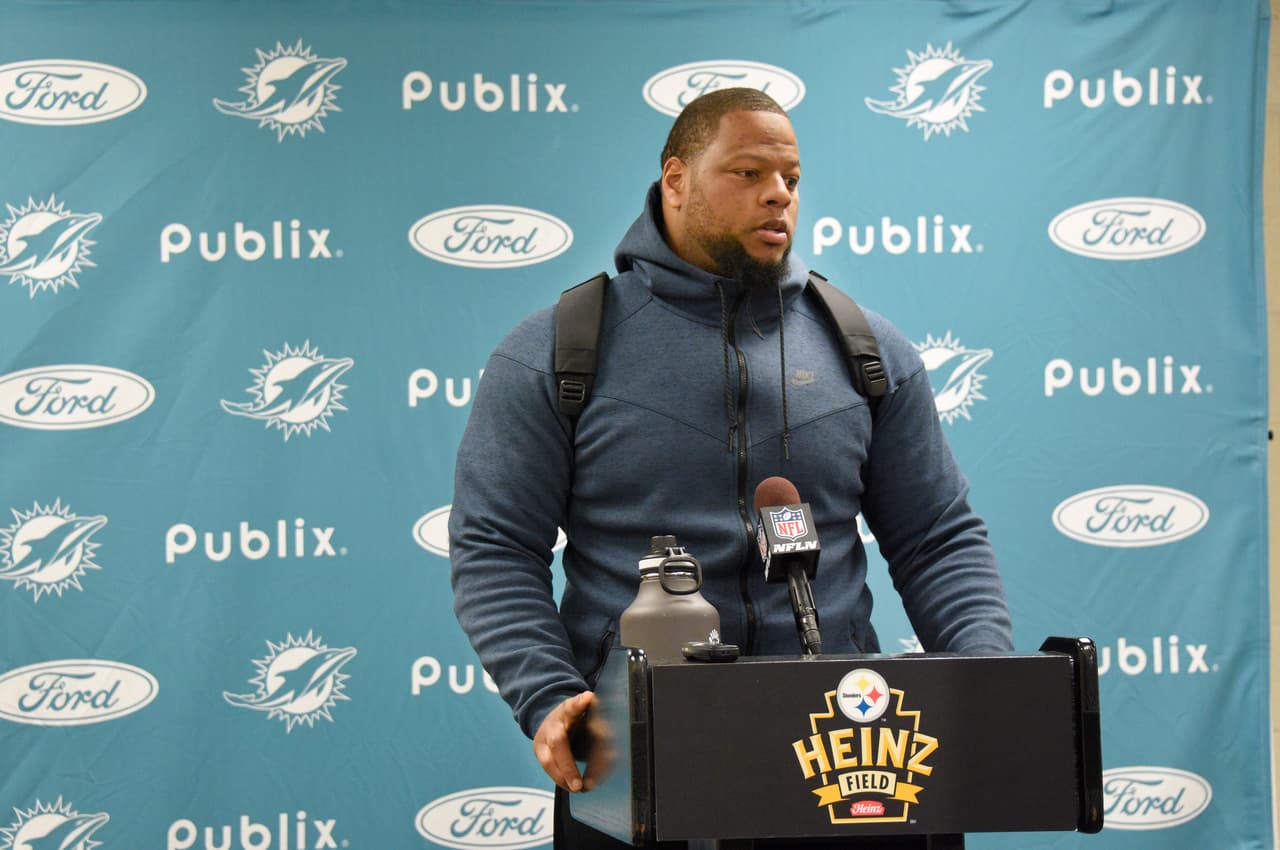 Miami Dolphins defensive tackle Ndamukong Suh during a press conference following an NFL football game against the Pittsburgh Steelers on Sunday, Jan. 8, 2017, in Pittsburgh. Pittsburgh won 30-12. (AP Photo/Don Wright)