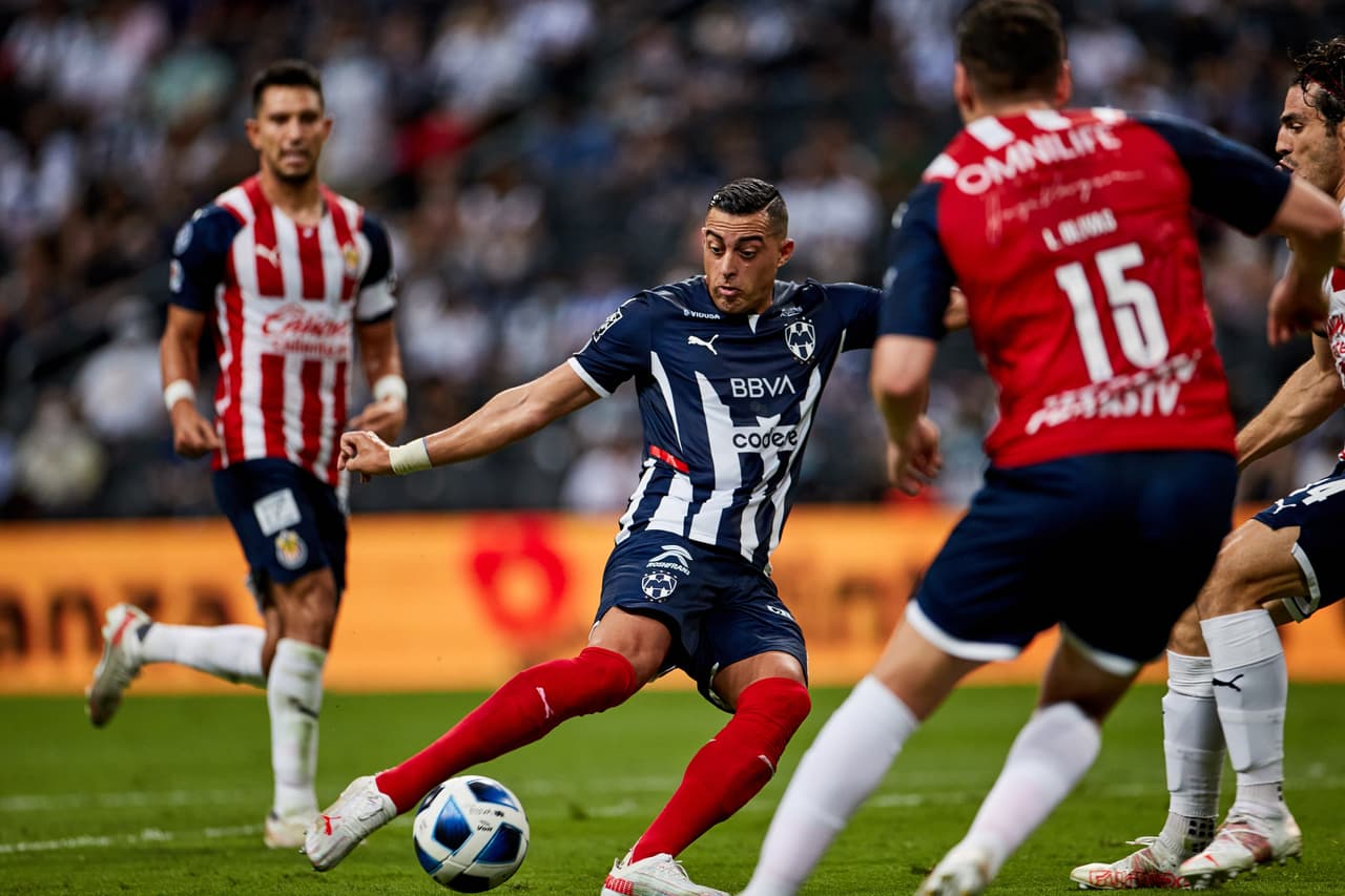 Chivas y Rayados no pudieron hacerse daño en un partido que tuvo llegadas, pero también dos equipos que por momento priorizaron defenderse que buscar la victoria en el marco de la Jornada 6.
