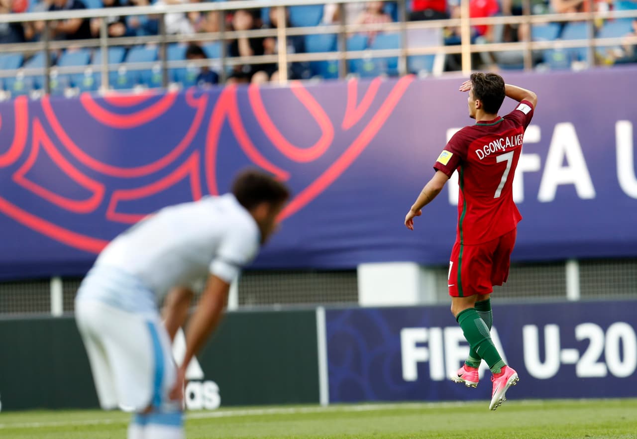 Al minuto 41, Diogo Gonçalves volvería a poner las cosas a favor de Portugal con su tercer gol en este torneo. Otro golpe que su suponía duro para los sudamericanos.