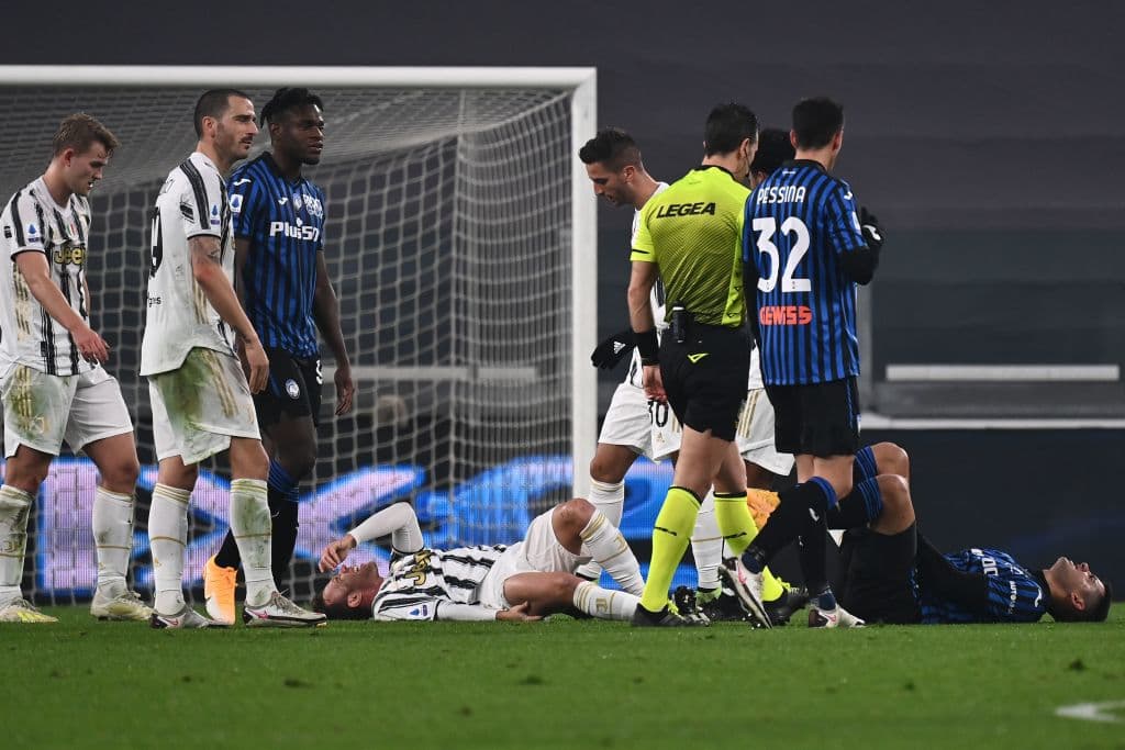 Atalanta y la Juventus se van con empate durante la doceava jornada de la Serie A. Partido muy parejo donde Federico Chiesa ponia arriba a la Vecchia Signora al minuto 29, pero fue hasta la segunda mitad, cuando Remo Freuler al 57 puso el gol del empate.