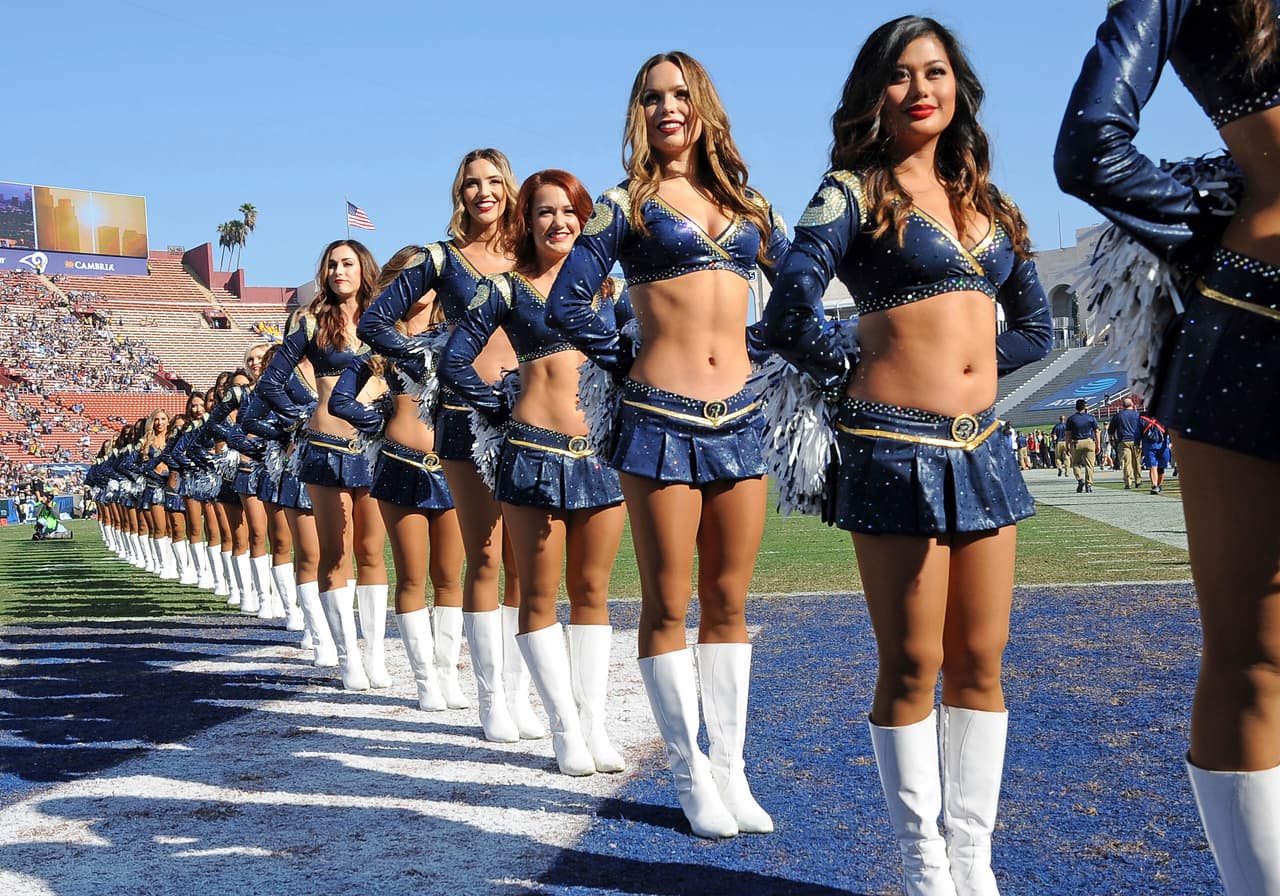 La Semana 12 de la NFL tuvo en la belleza y energía de las porristas en los estadios ese ingrediente perfecto para darle un color especial al fútbol americano estadounidense.