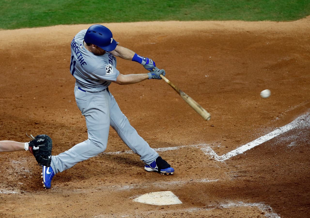 Logan Forsythe pegó un sencillo en tres turnos además de anotar una carrera y producir otra.