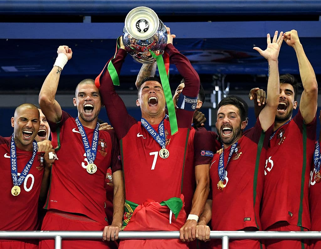 La situación de las sedes hace que ningún equipo tenga su clasificación asegurada de forma automática, ni siquiera el vigente campeón de la Euro, la selección de Portugal.