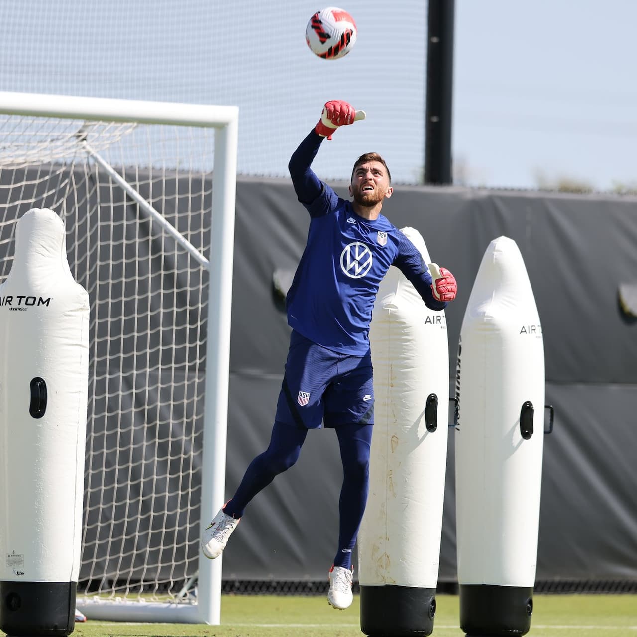 Matt Turner (New England Revolution) se ganó el lugar en el arco del Team USA.