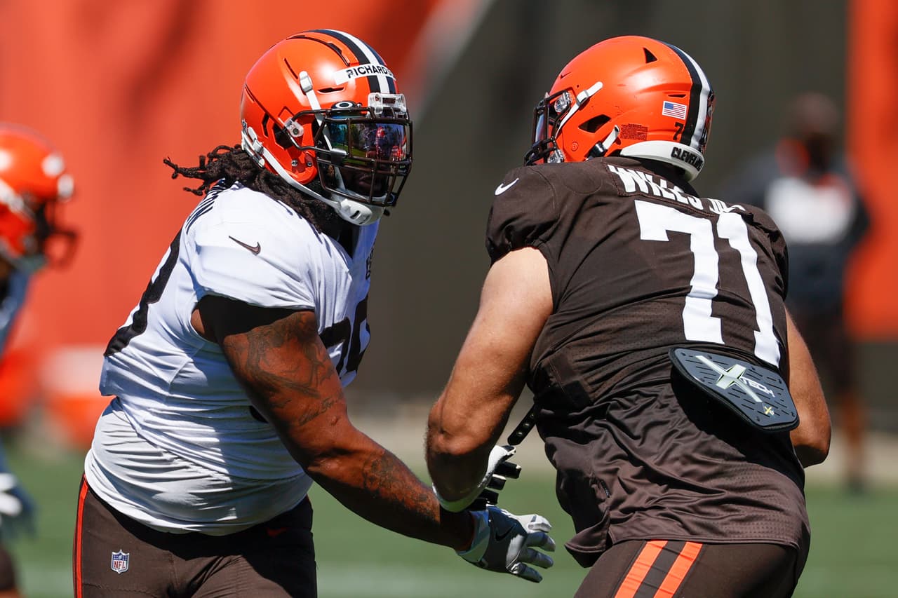 Cleveland Browns, Jedrick Wills Jr. y Sheldon Richardson