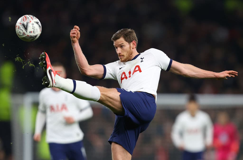 Jan Vertonghen | Está valuado en 19.6 millones de dólares y actualmente es central del Tottenham.