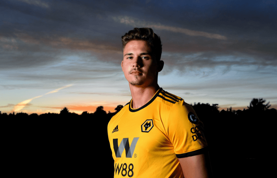 Leander Dendocker (Anderlecht) pasa al Wolverhampton.