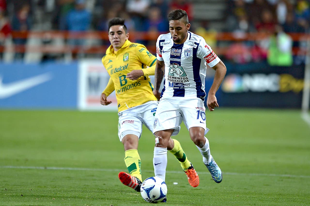 Además de eso, las buenas actuación de los juveniles tuzos, han limitado sus oportunidades a solo ingresar de cambio en los partidos.