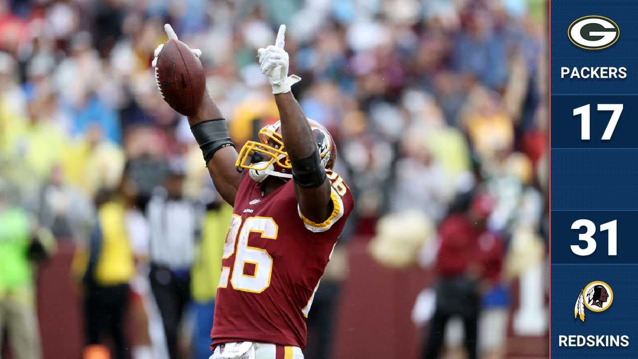 Un rejuvenecido Adrian Peterson corrió para 120 yardas y dos touchdowns para guiar a los Redskins a una muy urgida victoria en casa ante los impredecibles Green Bay Packers.