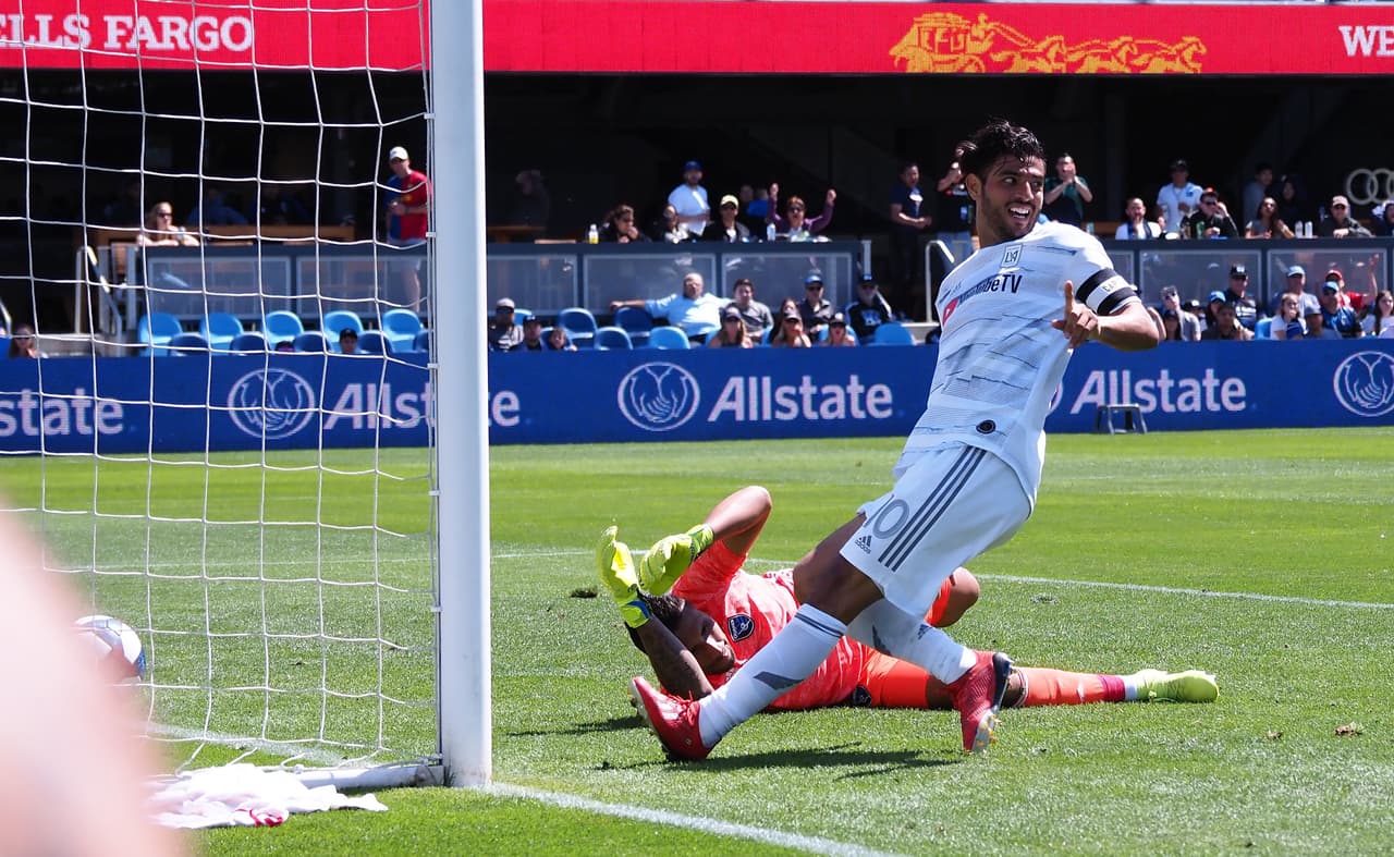 San Jose Earthquakes 0-5 Los Ángeles: la gran figura del equipo californiano en esta nueva jornada de la MLS fue Carlos Vela, quien marcó triplete y además puso una asistencia para un triunfo catgórico.