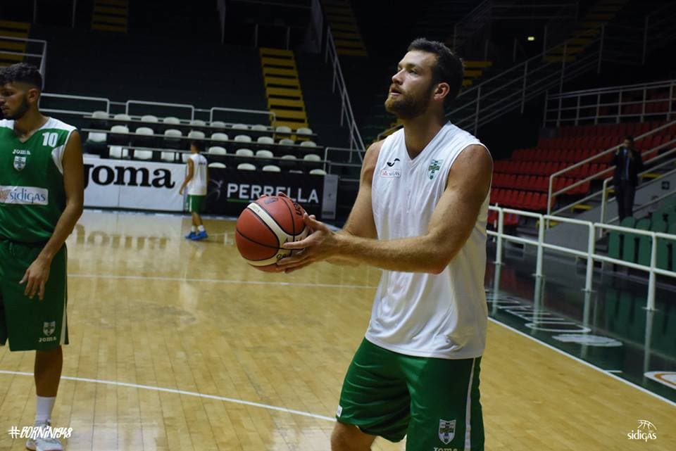 S.S. Avellino 1948 (Italia) - Matt Costello, Norris Cole, Hamady Ndiaye y Demetris Nichols.