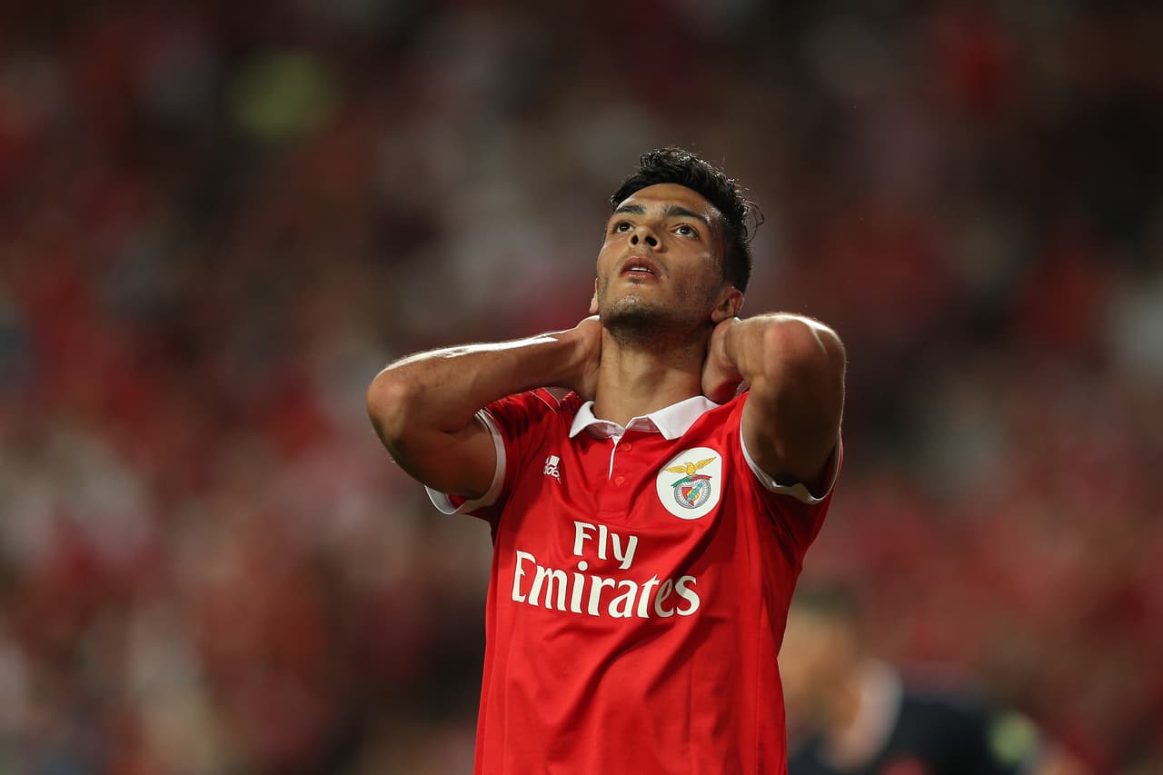 Sábado 26 de agosto - 3:30 p.m.ET/2:30 p.m.CT/12:30 p.m.PT: la jornada 4 de la Liga NOS enfrenta al Rio Ave con el Benfica, de Raúl Jiménez. El mexicano busca ser titular y conseguir su primer gol, después de poner su primera asistencia el fin de semana pasado.