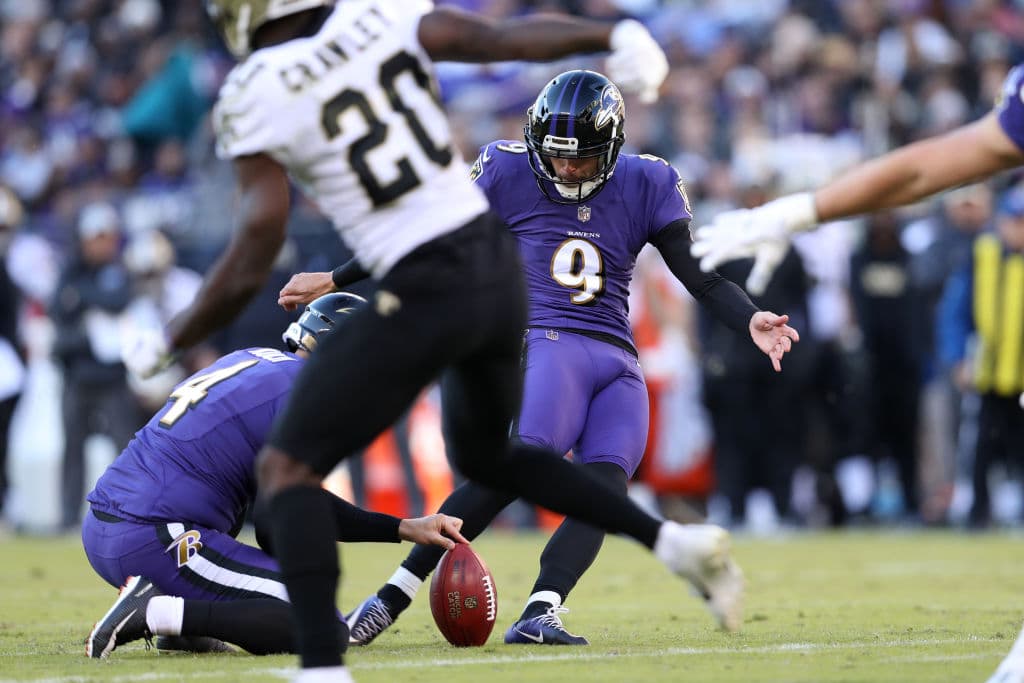 Pero para sorpresa de todos, y en el momento más inoportuno para hacerlo, Justin Tucker falló el punto extra, el primero en toda su carrera, que comenzó en 2012.