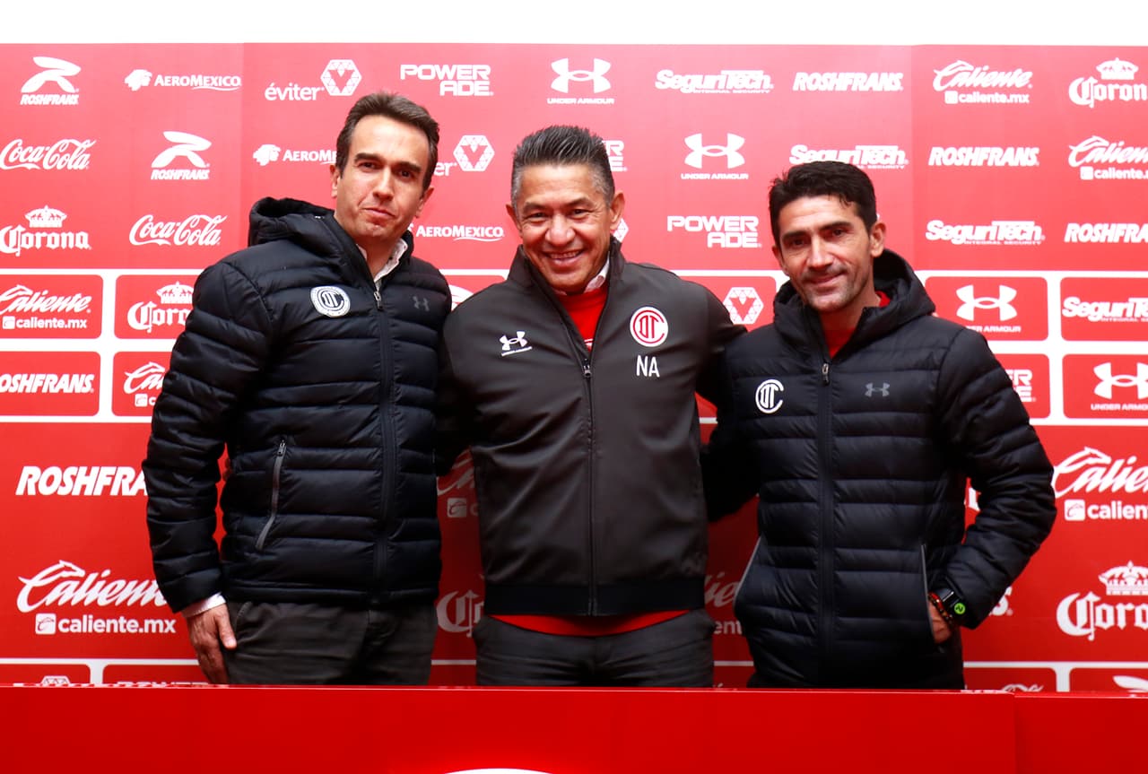 Toluca presenta a Ignacio Ambriz para iniciar la pretemporada