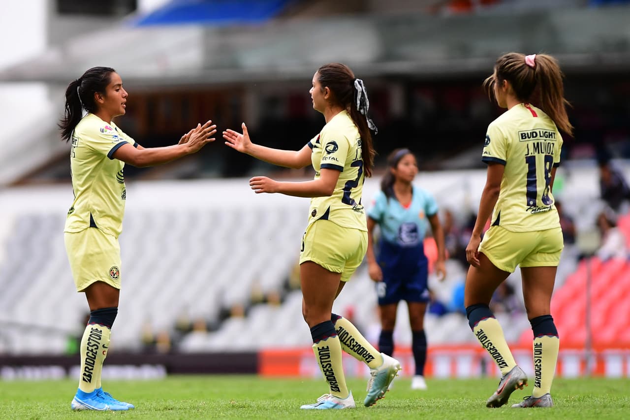 América Femenil derrota 3-1 a su similar de Morelia en un partido intenso efectuado en el estadio Azteca.