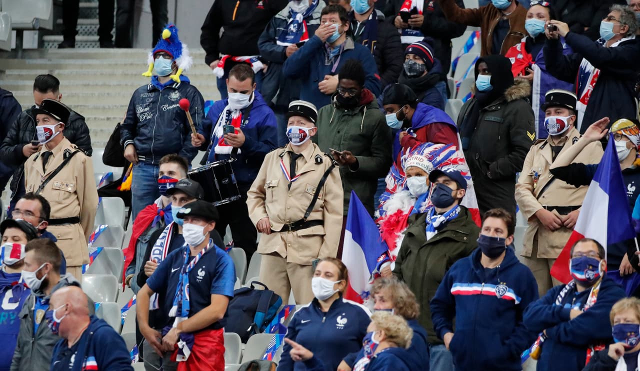 Por Francia marcaron Camavinga (9’), Giroud (24’, 34’), Tolisso (65’), Mbappé (82’) y Griezmann (89’); por Ucrania Mykolenko (39’) hizo un autogol y Tsygankov (53’) descontó. Francia enfrentará a Portugal y Ucrania ser medirá ante Alemania en la J3 de la Nations League.