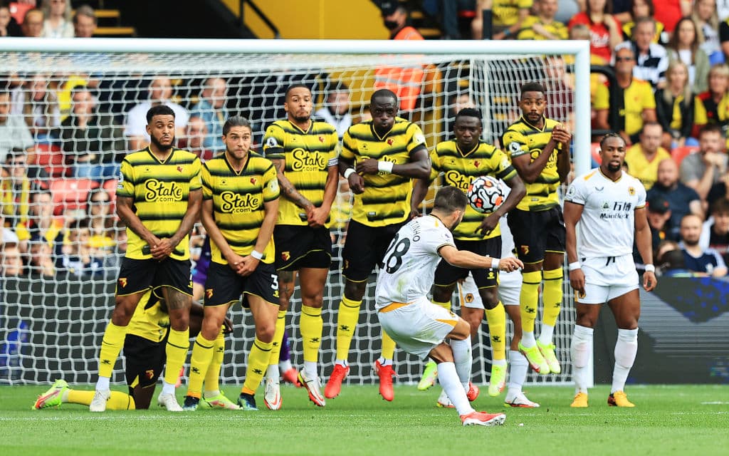 Con un autogol y con la anotación de Hee-Chan Hwang, los Wolves vencen 0-2 al Watford.