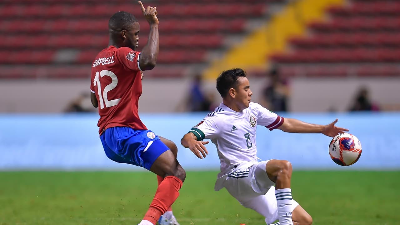 Joel Campbell pidió a Luis Fernando Suárez jugar medio tiempo