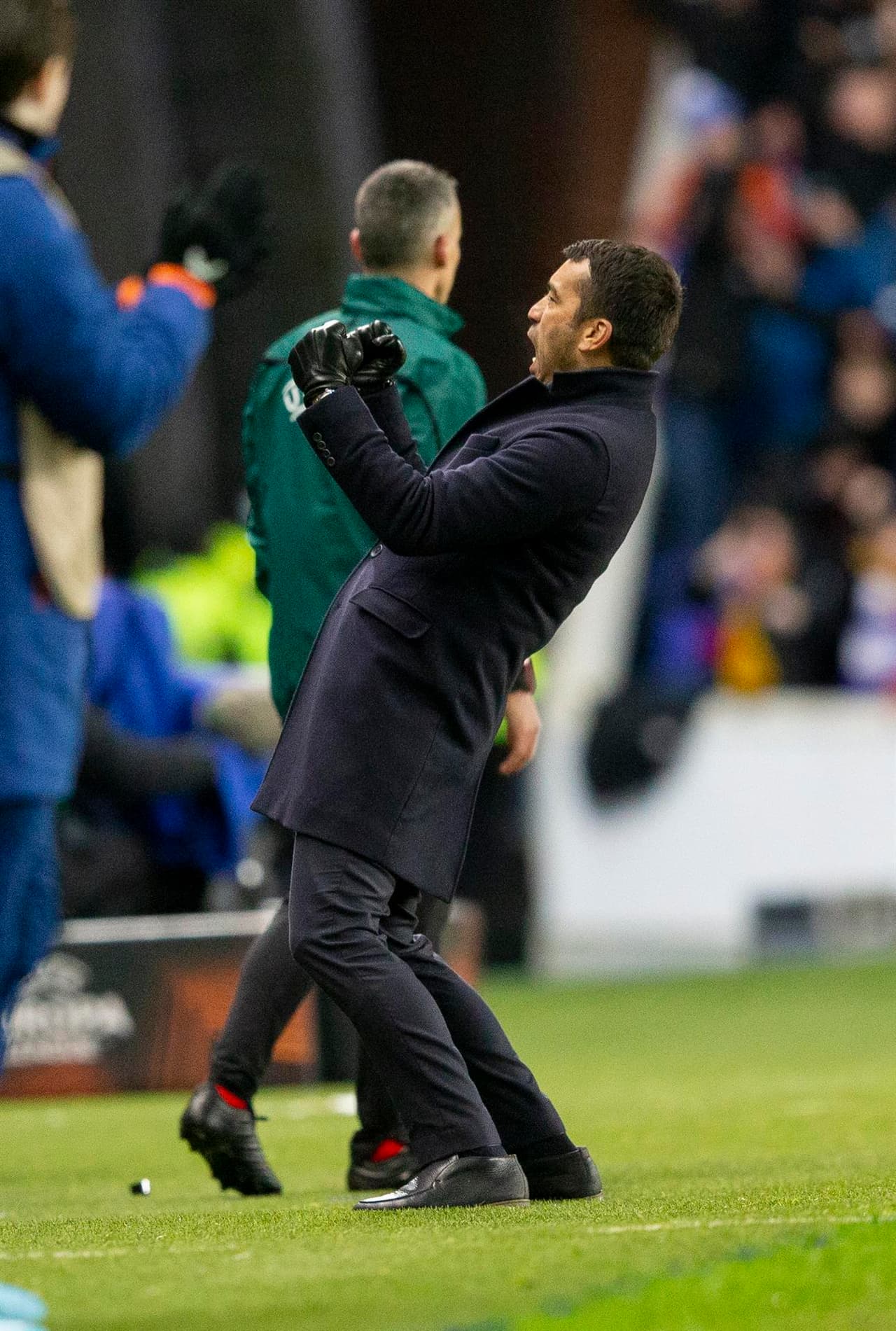 Rangers deja en el camino a Dortmund y firma su pase a Octavos de Final en la UEFA Europa League, con un marcador global de 6-4. James Taverner anoto doblete a favor de los de Glasgow, mientras que para la escuadra alemana fueron Jude Bellingham y Donyell Malen.