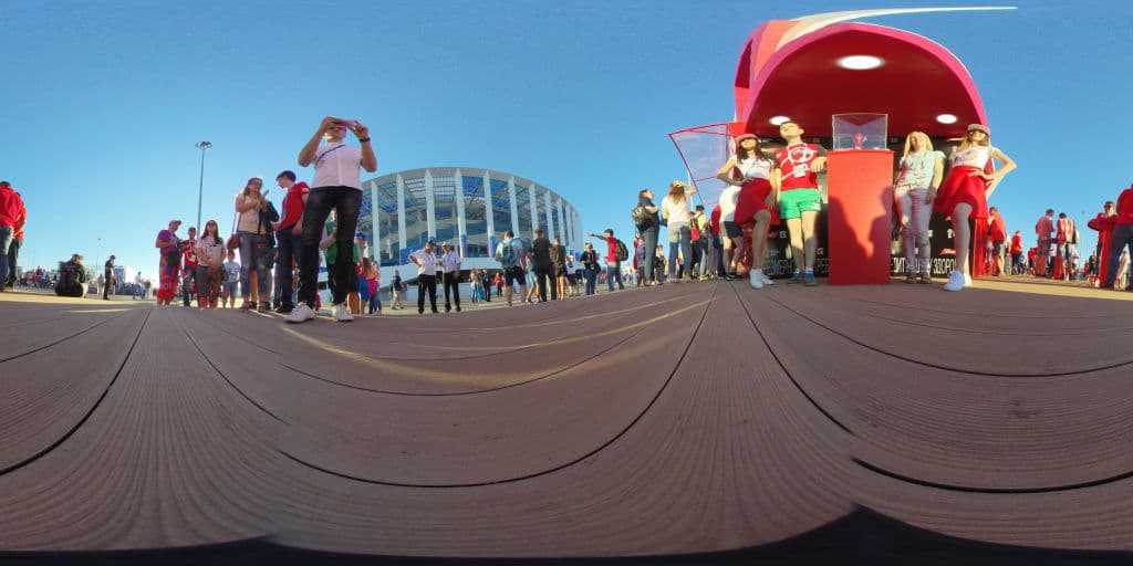 Fanáticos suizos y costarricenses llegaron a abarrotar el estadio Nizhny Novgorod para despedir a sus selecciones en la primera fase. Los ticos se van a casa, los helvéticos a la segunda ronda.
