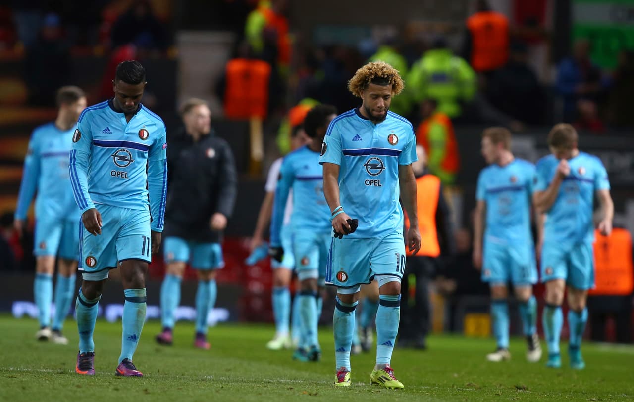 Feyenoord salió campeón en Países Bajos liderados por el veterano Dirk Kuyt, que espera que el club que lo vio nacer levante cabeza en la Champions League.