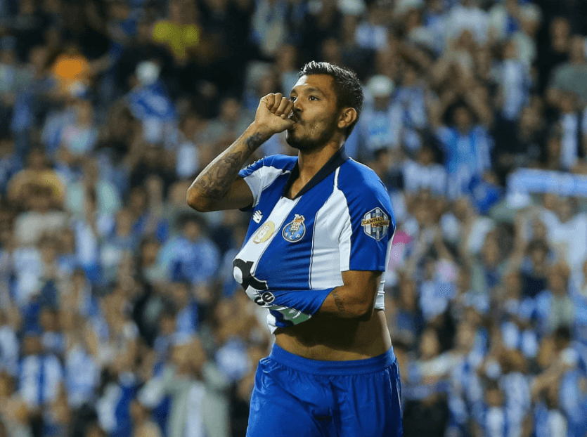 <b>Jesús Corona: </b>por su parte, el 'Tecatito' se reportó con el quinto gol del Dragao para mantener su racha tras anotar en la final contra el Desportivo Aves la semana pasada.