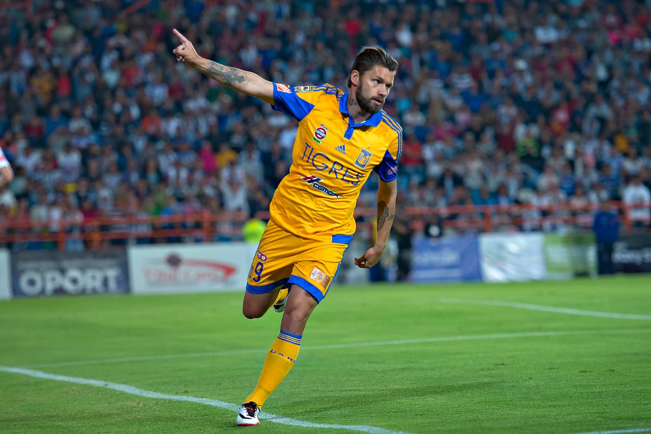 Rafael Sobis pasó del Fluminense a Tigres en el 2015 y se convirtió en uno de los mejores jugadores del equipo en la parte ofensiva. Marcó 22 goles en tan solo un año y medio.