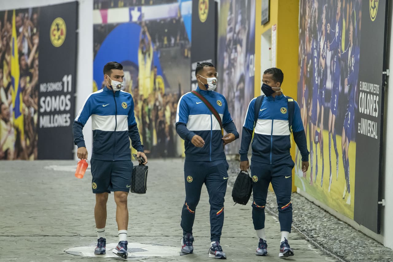 Así llegaron Águilas y Chivas al Azteca | Todo está listo en el Coloso de Santa Úrsula para una edición más del Clásico Nacional.