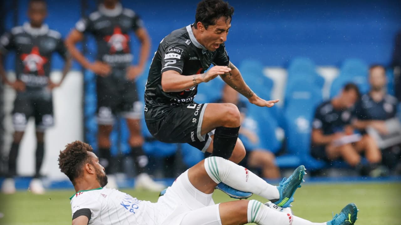 Govea rechaza al futbol portugués, pero sigue borrado en Bélgica