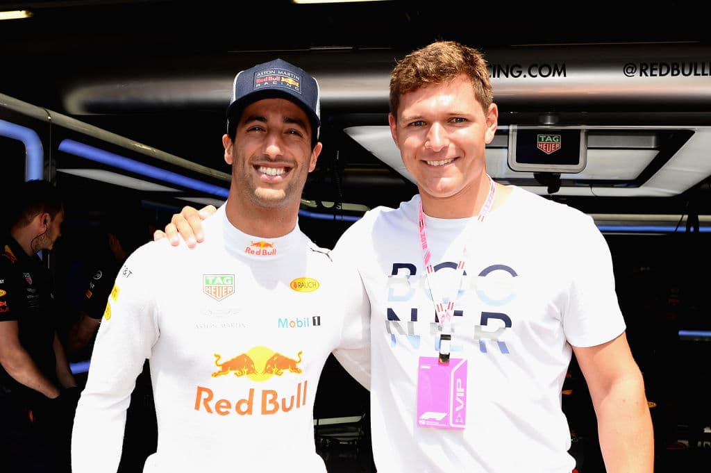 Ricciardo se mantiene confiado en lo que pueda darle Redbull Racing como equipo en esas aspiraciones.