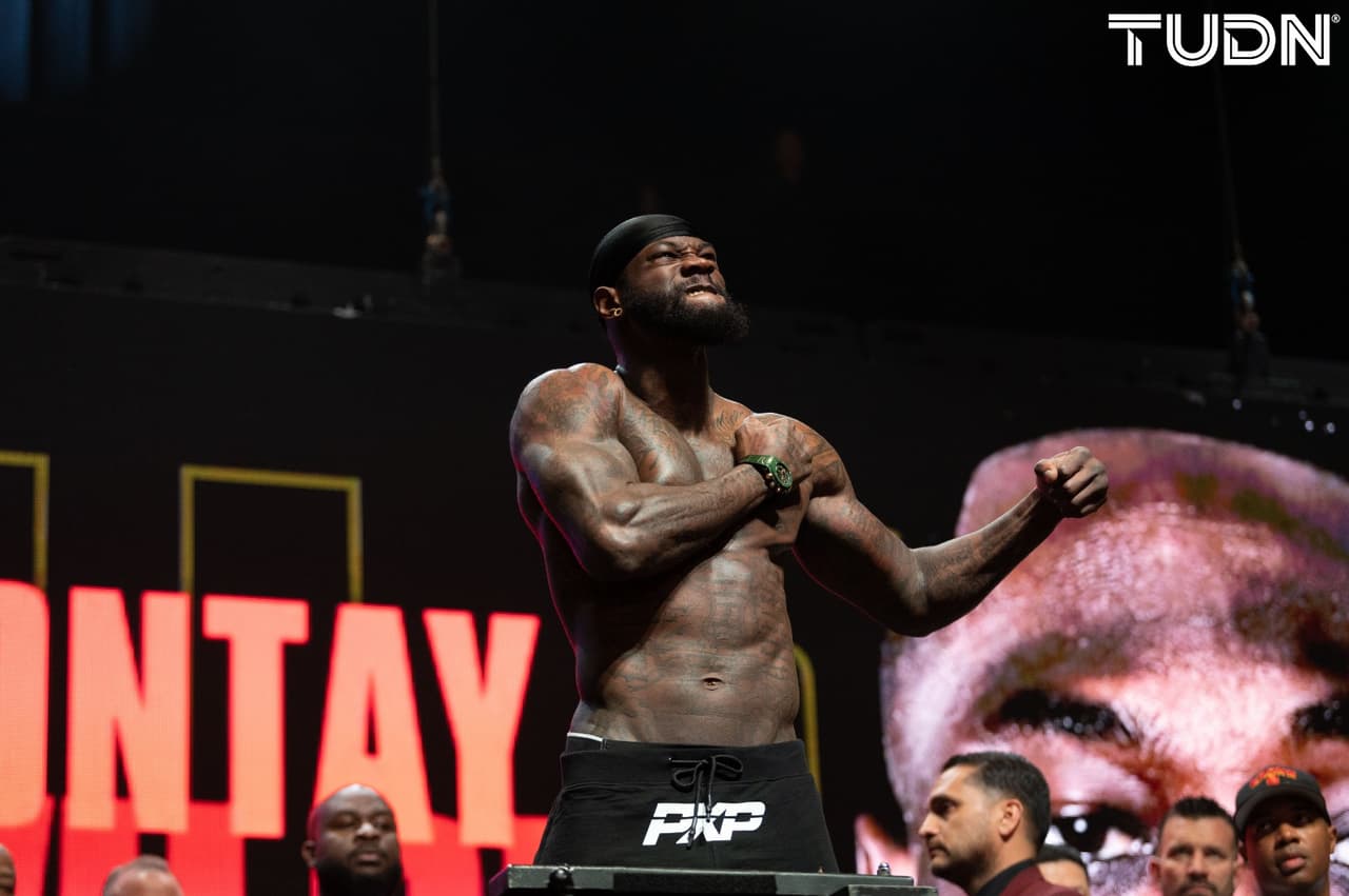 ¡De lejitos! Wilder y Fury cumplen en la ceremonia de pesaje