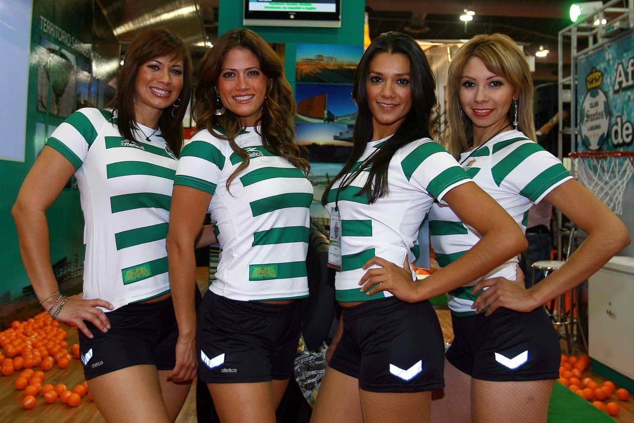 La belleza de las porristas en la fecha 2