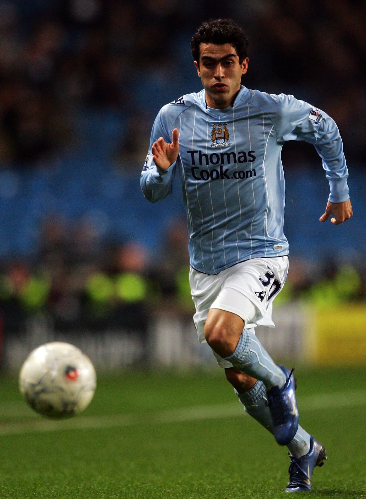 Nery Castillo es otro con diversas transferencias. El Shakhtar pagó 20 millones de euros para firmarlo en 2007. Tanto Dnipro como Manchester City pagaron 5 millones cada uno para tenerlo a préstamo.