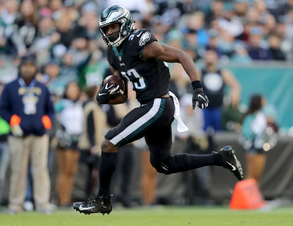 <b>19) Philadelphia Eagles (5-6)</b>. Una victoria, ante los Giants (que por poco no se logra) que revitaliza a los campeones y los pone de nuevo en la pelea por la cima de la NFC Este, ¿les alcanzará?