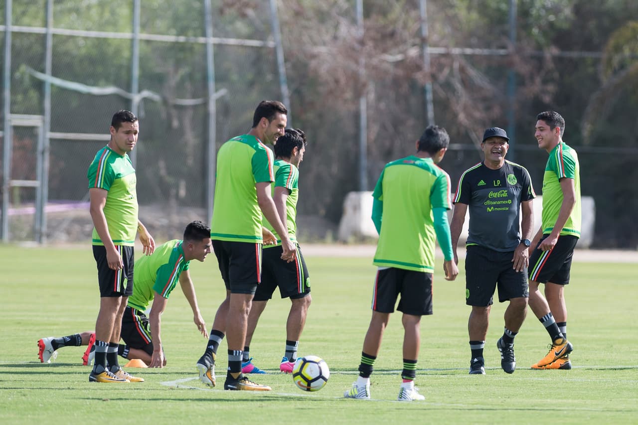 Osorio necesita de la buena actuación del equipo para recuperar la confianza en el proceso, a pesar de que el 'Tri' es líder y está a un triunfo de clasificar a la Copa del Mundo de la FIFA.