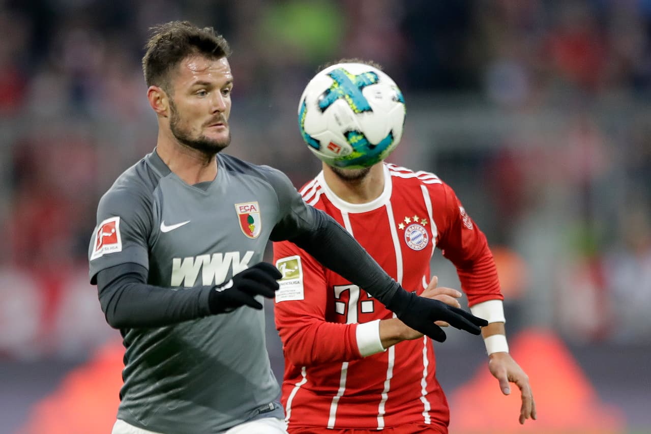 El equipo visitante en esta jornada está en medio tabla en el certamen, pero llegó al Allianz Arena con la idea de complicar al local.