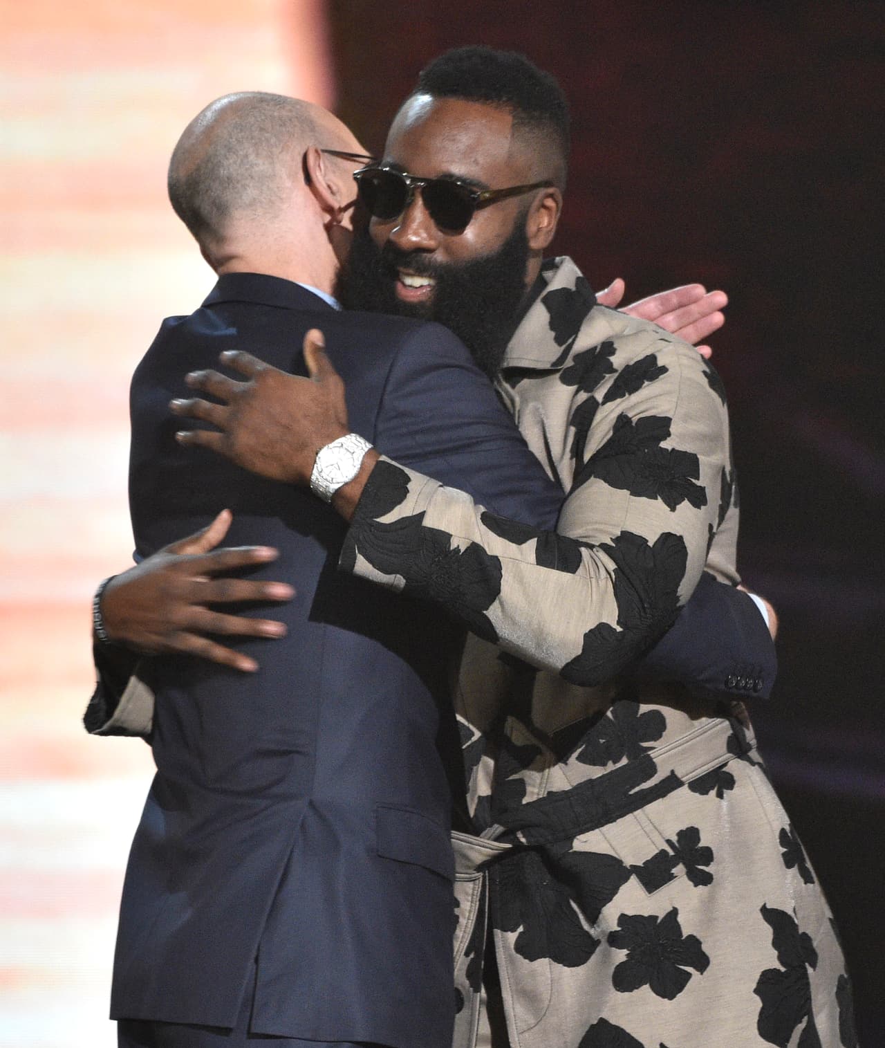 El base y escolta de Rockets terminó la campaña regular 2017-18 como el campeón anotador, promediando 30,4 puntos, mientras lideraba a su equipo a un récord de la franquicia de 65 victorias.