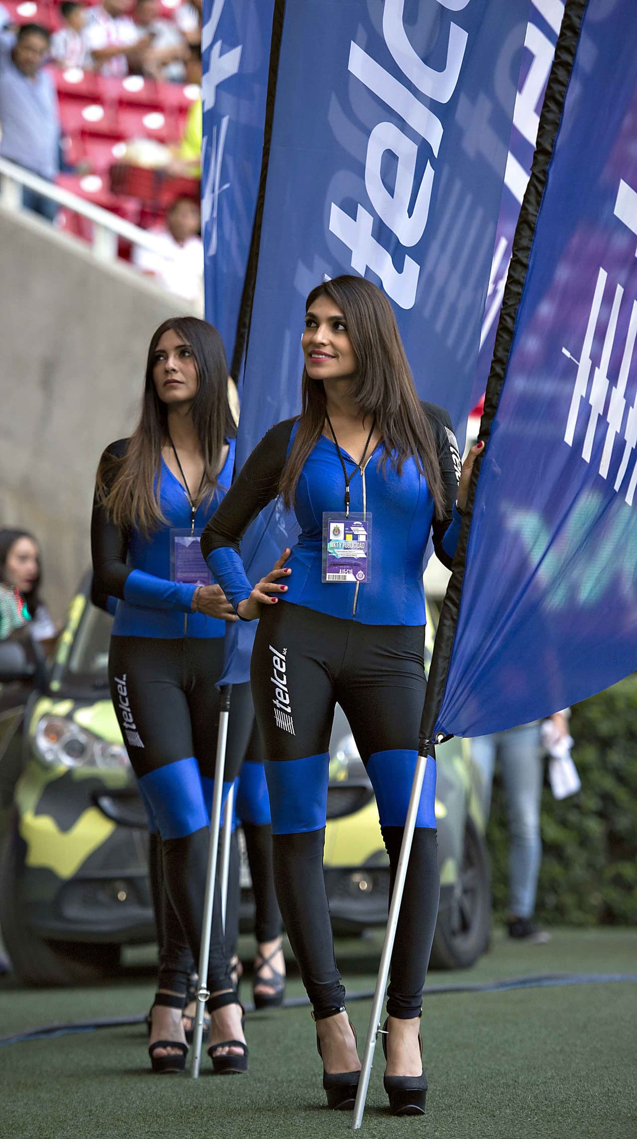 La belleza de las porristas en la fecha 11