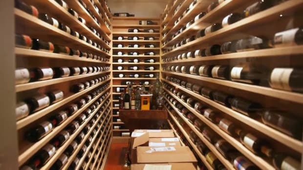 Justo antes de que le retiraran los siete títulos del Tour de Francia por el mayor escándalo de dopaje en el ciclismo, compró una casa en Aspen, donde actualmente hace las grabaciones de su podcast y que no es cualquier cosa.