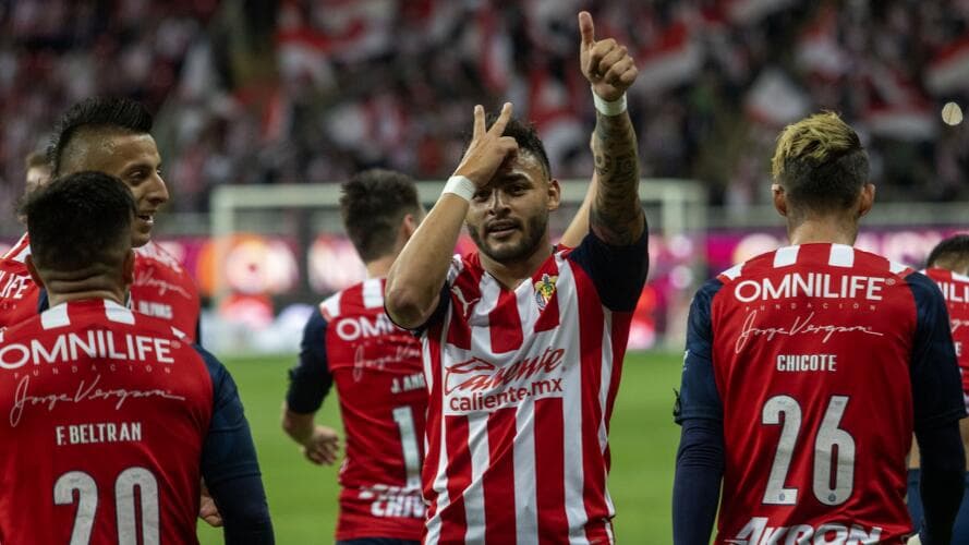 Alexis Vega manda mensaje de paz previo al clásico tapatío