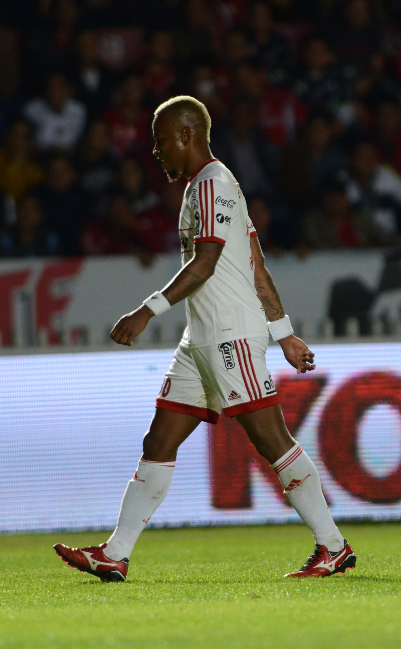 Leiton Jiménez estalló contra el arbitraje de Isaac Rojas