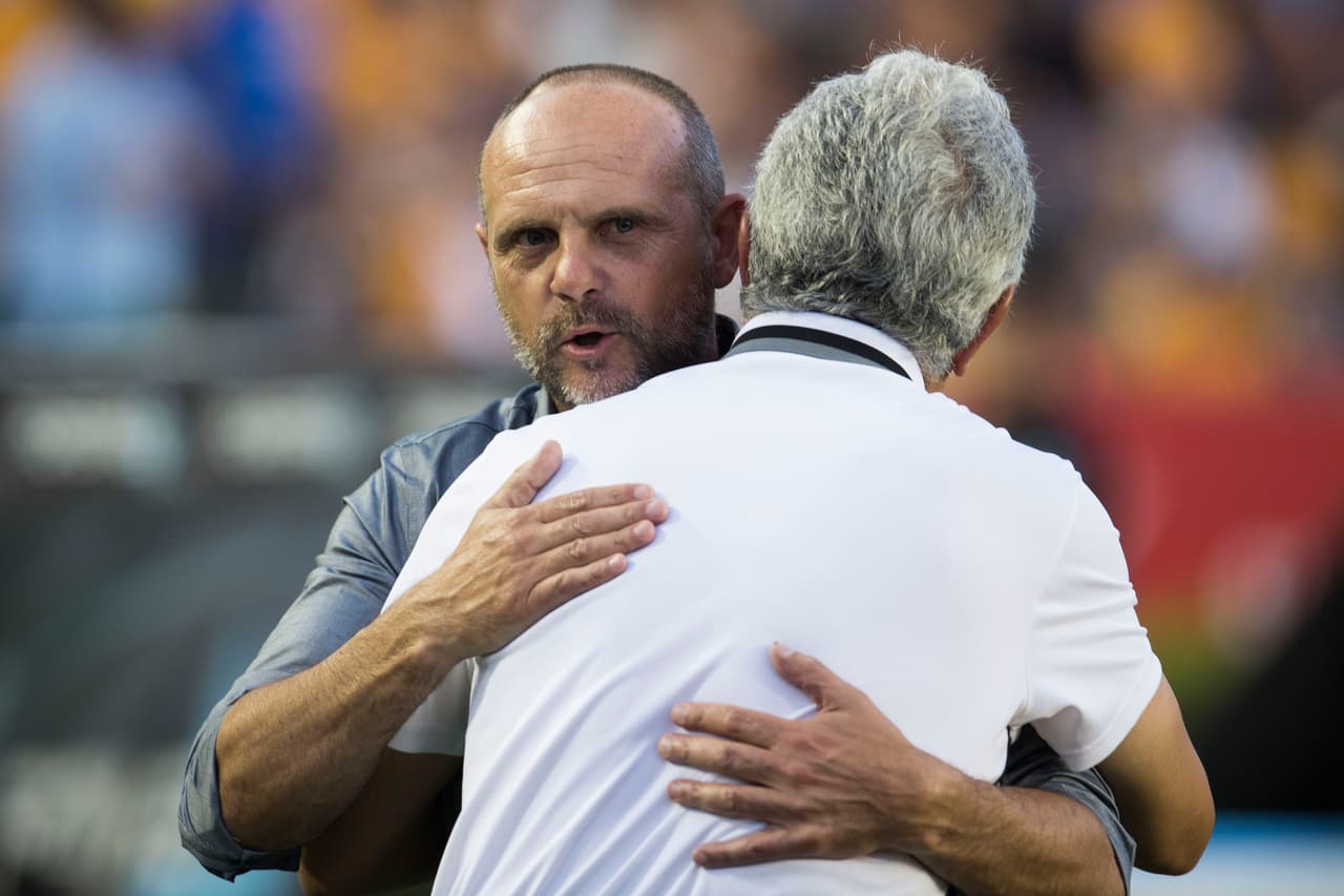 Javier Torrente y Ricardo "Tuca" Ferretti están teniendo un torneo complicado con sus respectivos equipos.