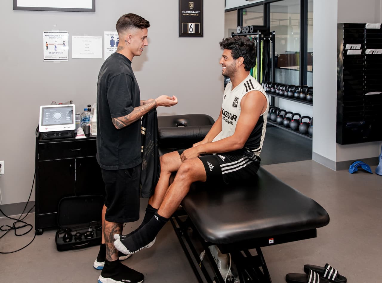 Carlos Vela también dedicó algunos minutos para el atacante que ahora será parte del 'Nido' de 'las Águilas'.