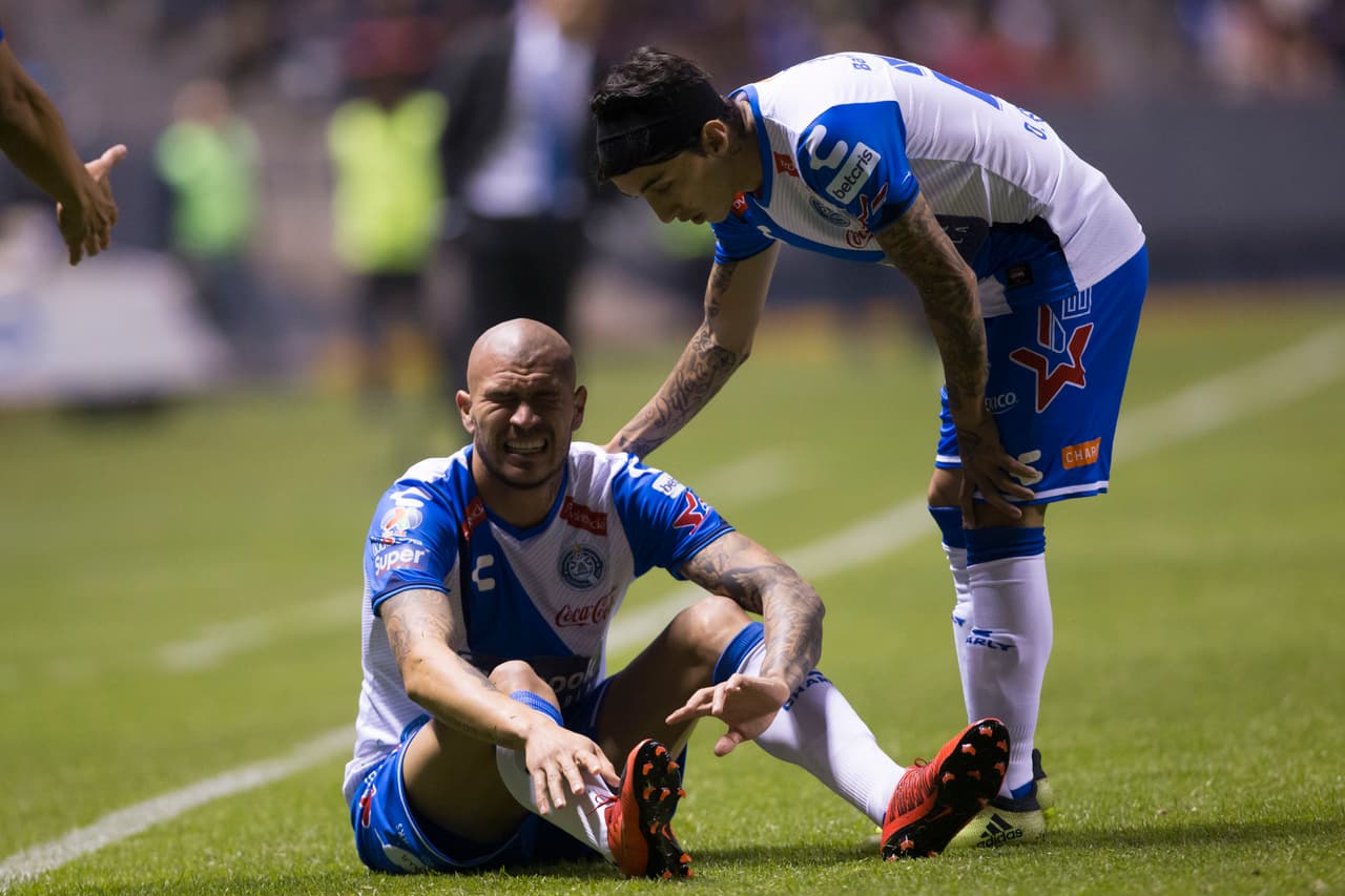 Futbolista de Puebla explota contra la Policía porque lo trataron como delincuente