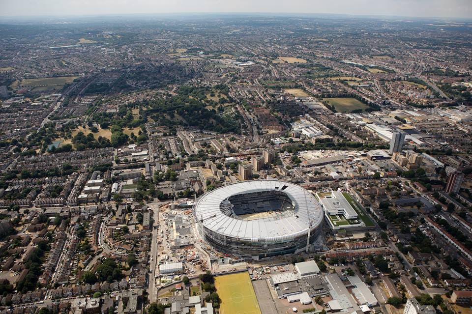 Los Spurs informaron que la inauguración de su nueva casa se tardará un poco más de lo esperado.
