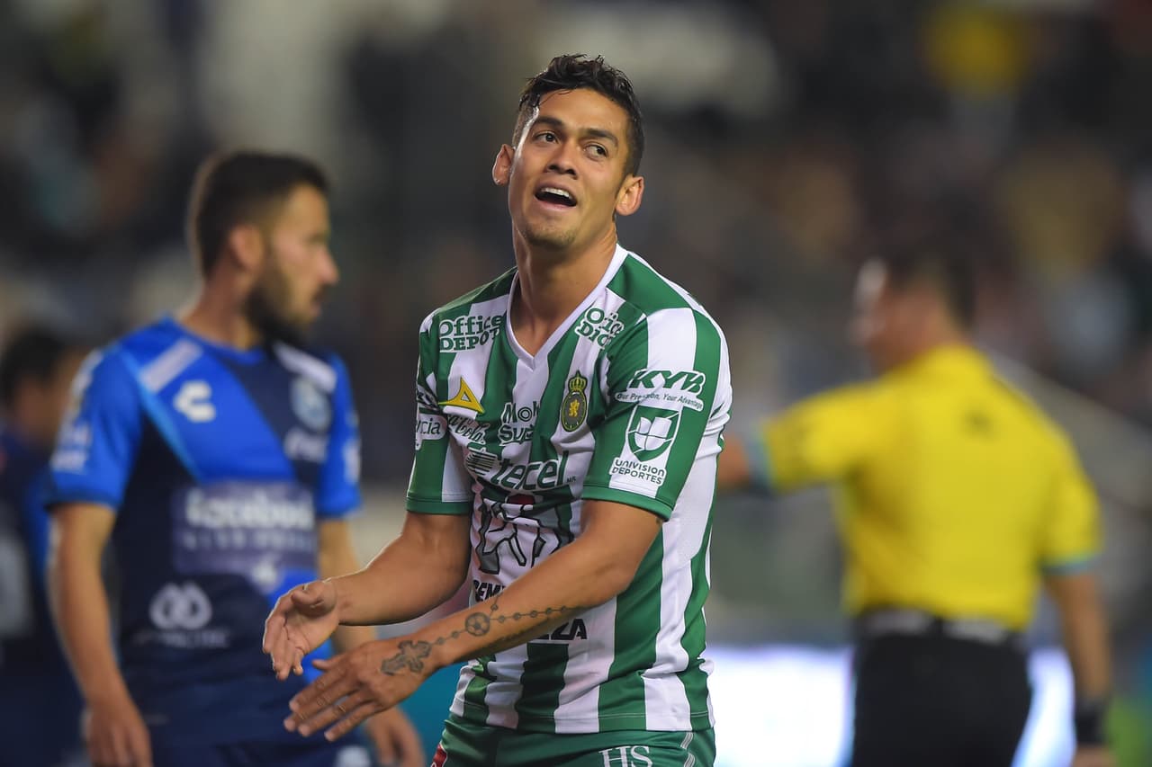 Del León saldrían varios jugadores, pero quien lidera esa lista es el colombiano Andrés 'Rifle' Andrade. Se ha comentado que podría marcharse a la MLS.